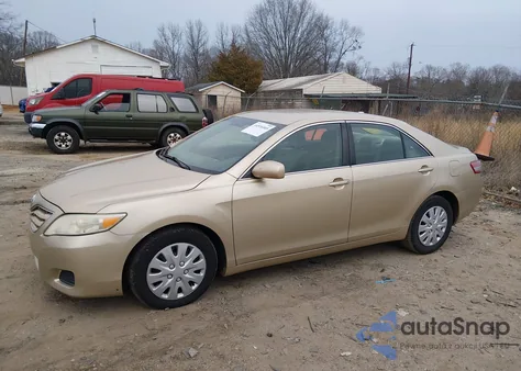 2011 Toyota Camry Le from USA, damaged, VIN 4T1BF3EK0BU119791